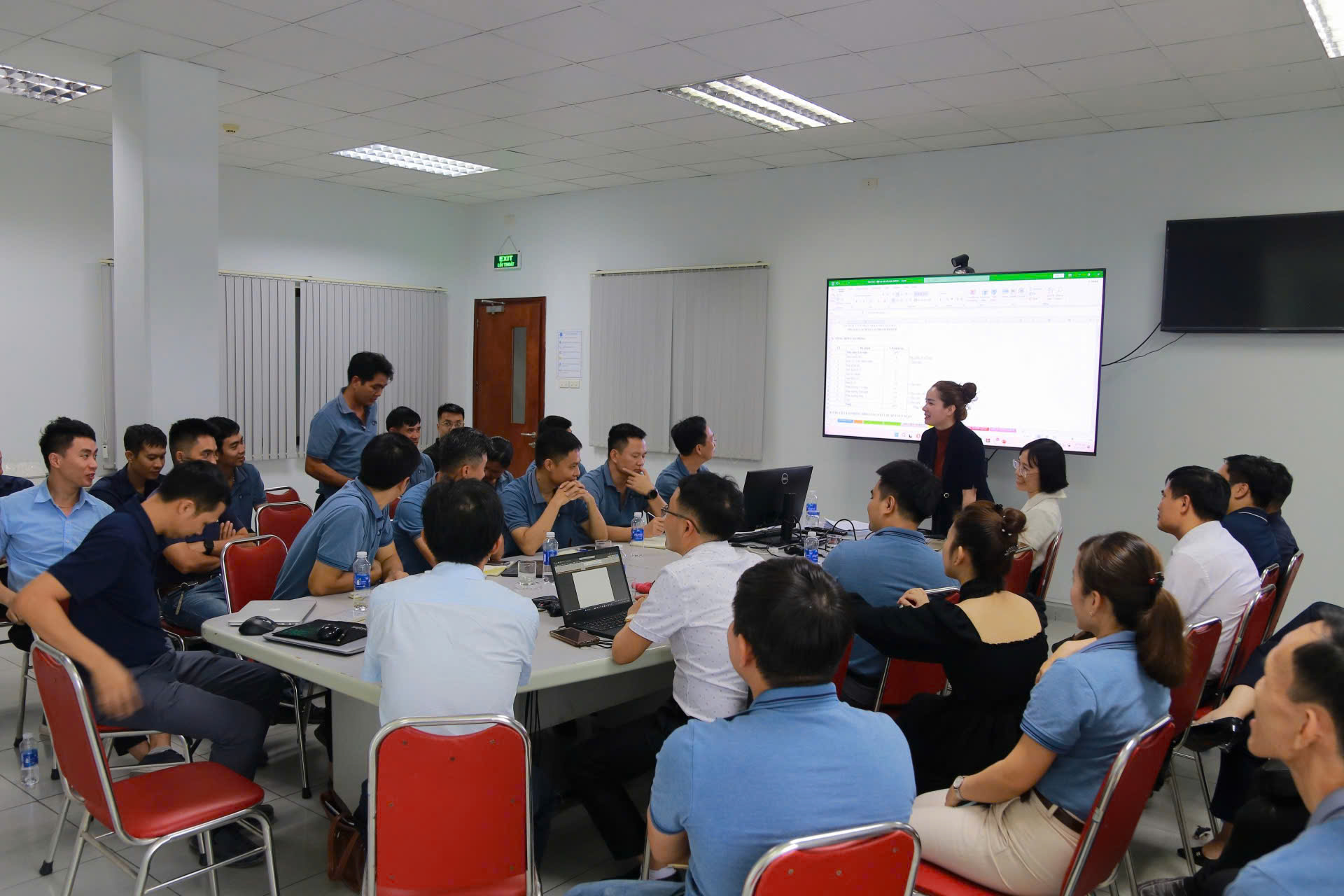 Xây Dựng Hệ Thống Quản Trị Nhân Sự Hiện Đại – Nền Tảng Phát Triển Bền Vững