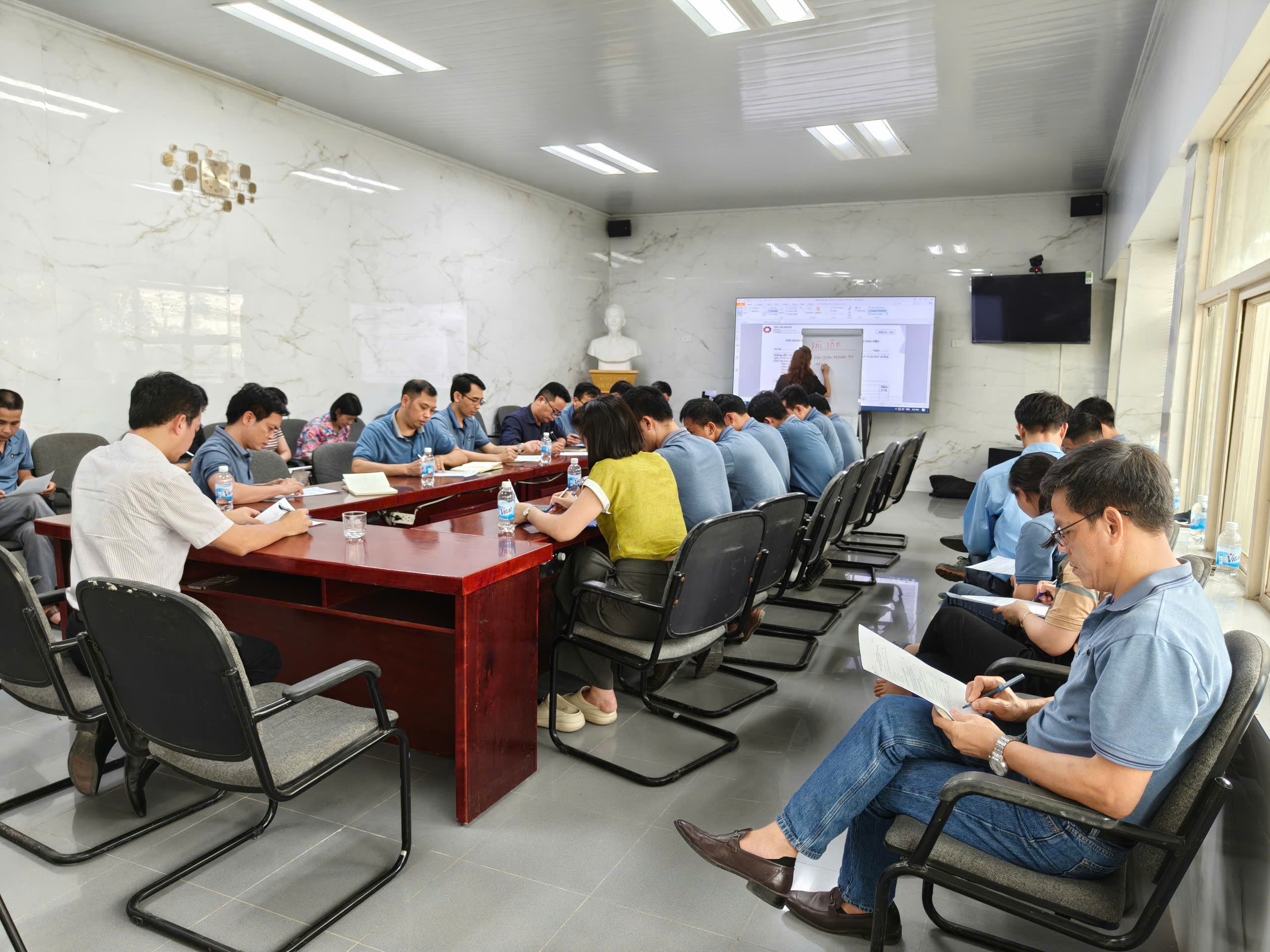 TÂM TRÍ GROUP ĐỒNG HÀNH CÙNG VIGLACERA THÁI BÌNH –VỚI CHƯƠNG TRÌNH " TINH HOA ĐỘI NGŨ "