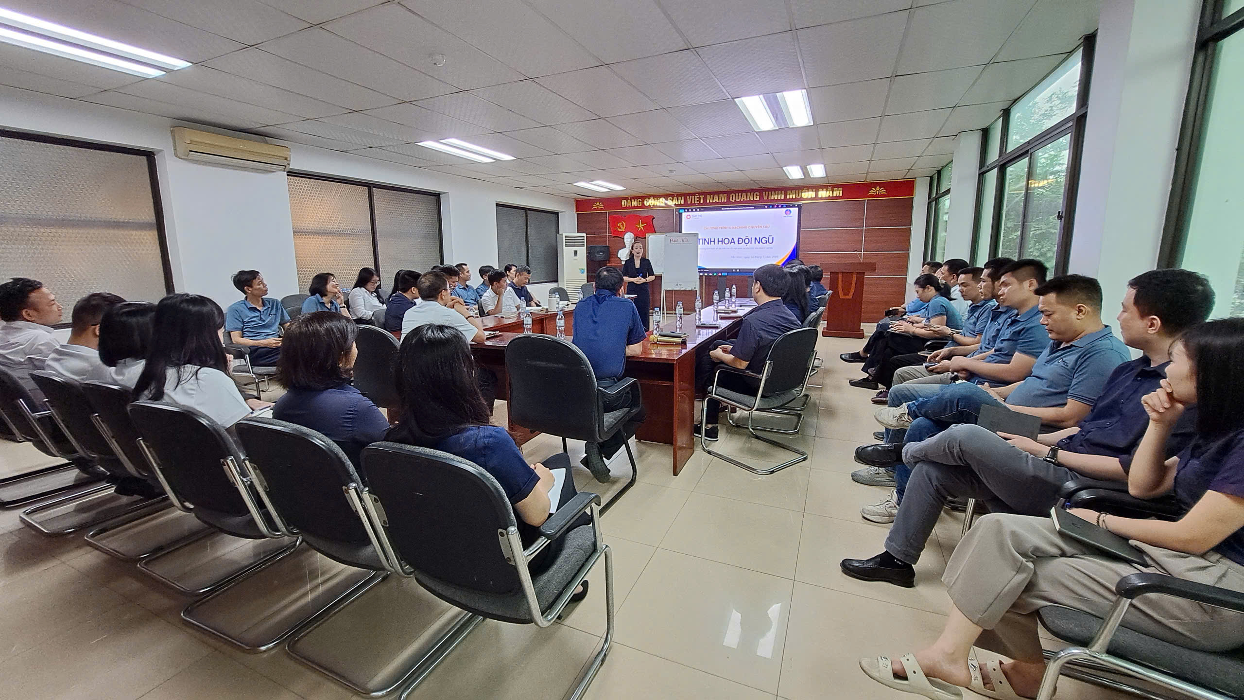 Tâm Trí đồng hành khai sáng đội ngũ nhân sự Viglacera Tiên Sơn với chương trình “Tinh Hoa Đội Ngũ”